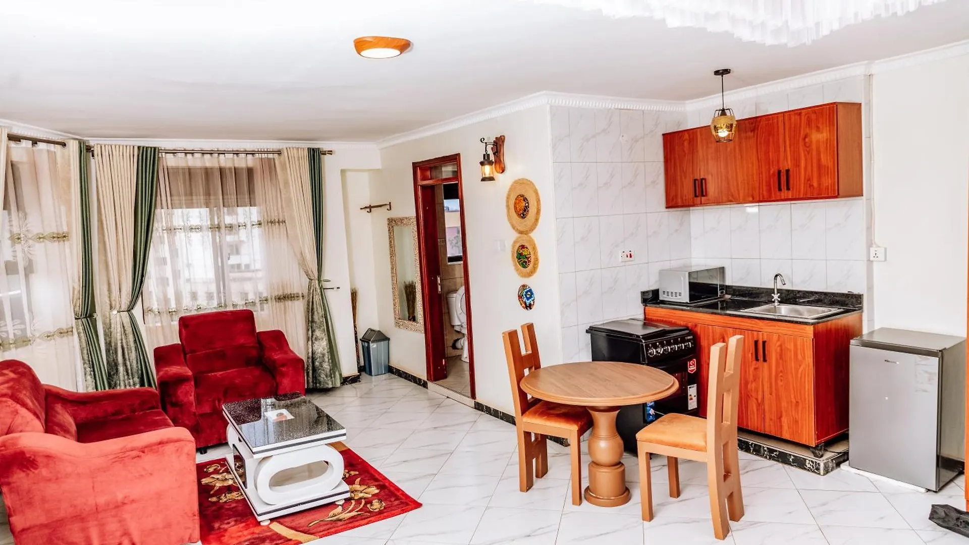 Ξενοδοχείο με διαμερίσματα Jodan Apartments Καμπάλα